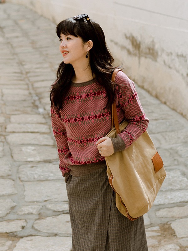 绽放女装2022秋冬季粉色T恤