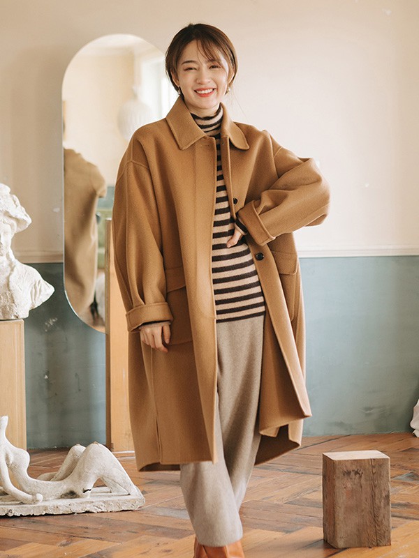 绽放女装2022秋冬季驼色大衣
