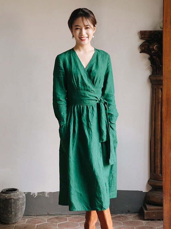 绽放女装2022秋冬季绿色连衣裙