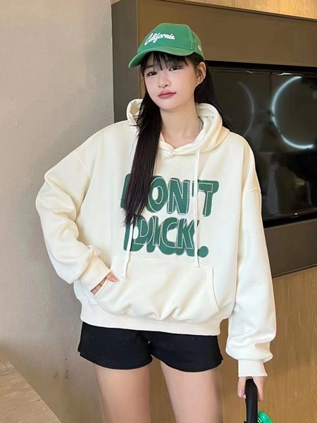 所季2023春夏季白色卫衣