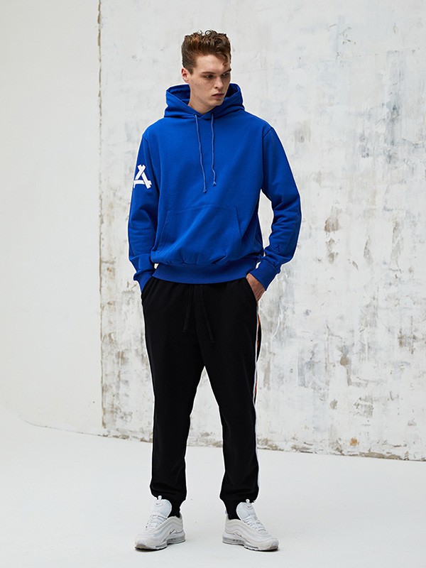 KON休闲装2023春夏季蓝色卫衣