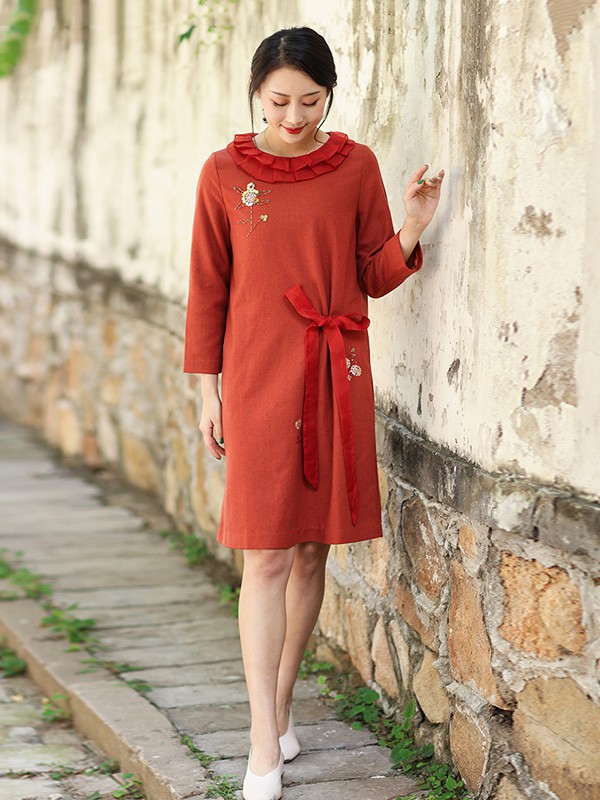 布符女装2022秋冬季红色连衣裙