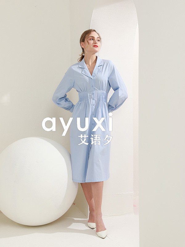 艾语夕女装2023春夏季蓝色连衣裙