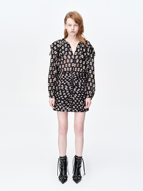 地素女装2023春夏季黑色连衣裙