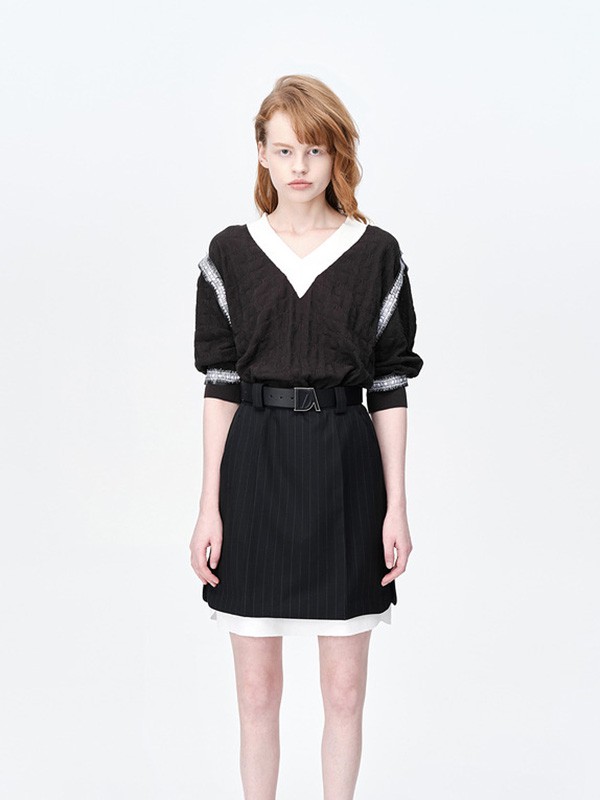 地素女装2023春夏季黑色连衣裙