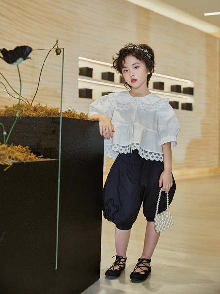 小资范童装2023春夏季白色衬衫