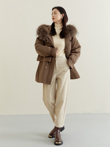 衣莱尔女装2022秋冬季白色阔腿裤