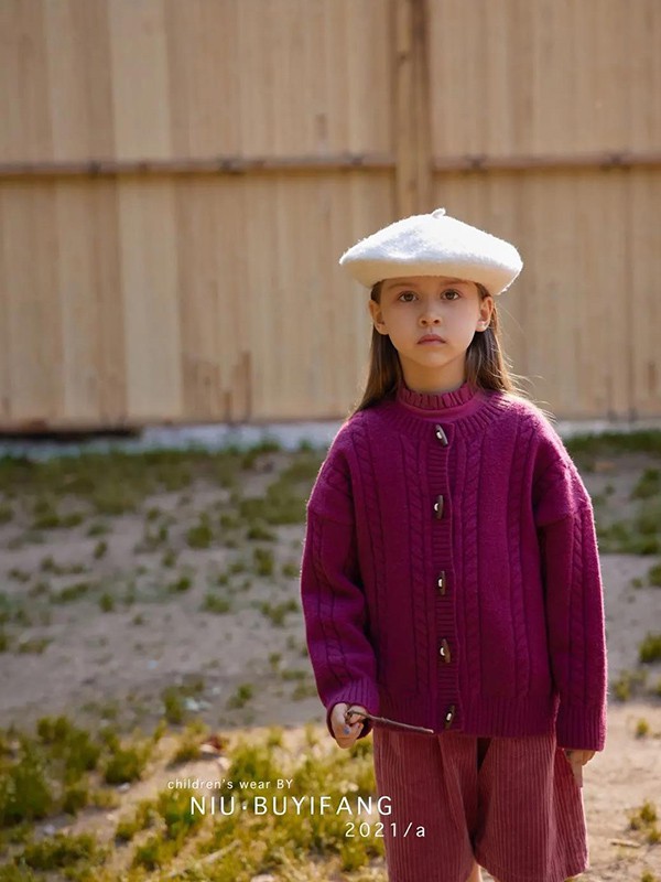 妞·布衣坊2022秋冬季粉色毛衣