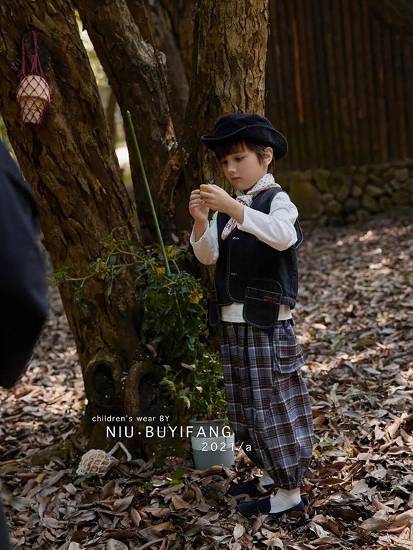 妞·布衣坊2022秋冬季黑色长裤