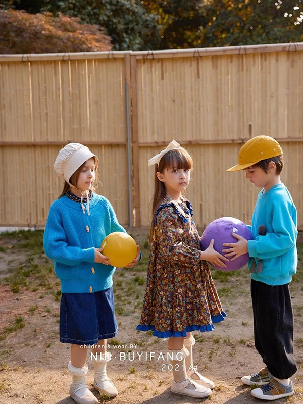 妞·布衣坊童装2022秋冬季藏蓝色半身裙