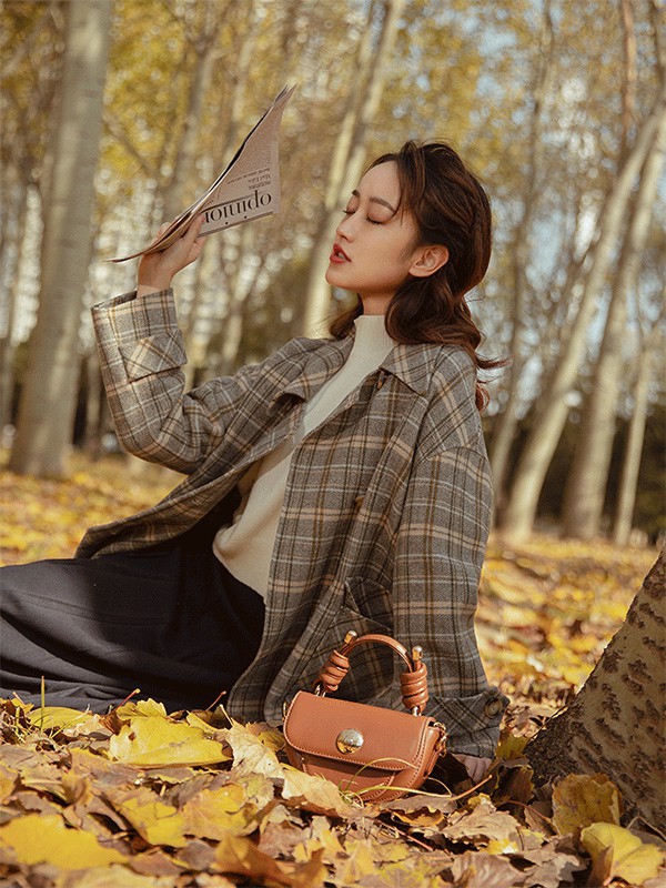 HOAO2022秋冬季灰色大衣