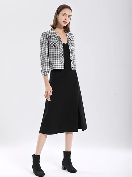 麦媗2023春夏季黑色吊带裙