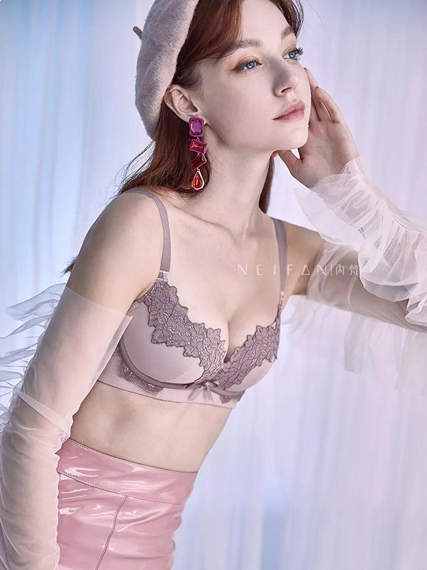 内梵2023春夏季裸色时尚内衣