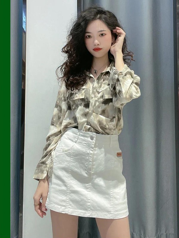 妙站2023春夏季白色短裤