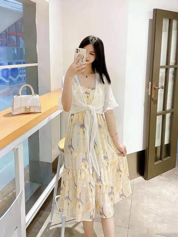 林中鸟2023春夏季黄色连衣裙