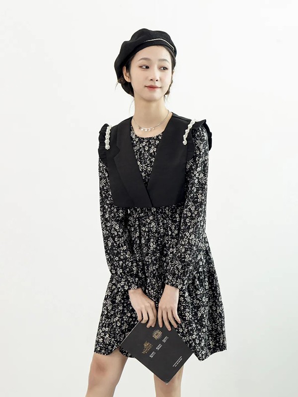 领卉女装2023春夏季黑色连衣裙