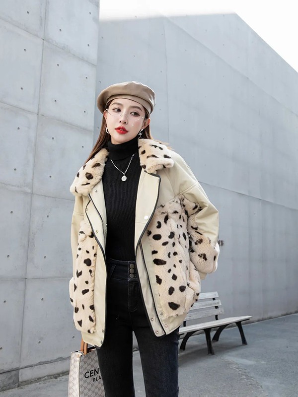 V.NICOLE2022秋冬季黑色针织衫