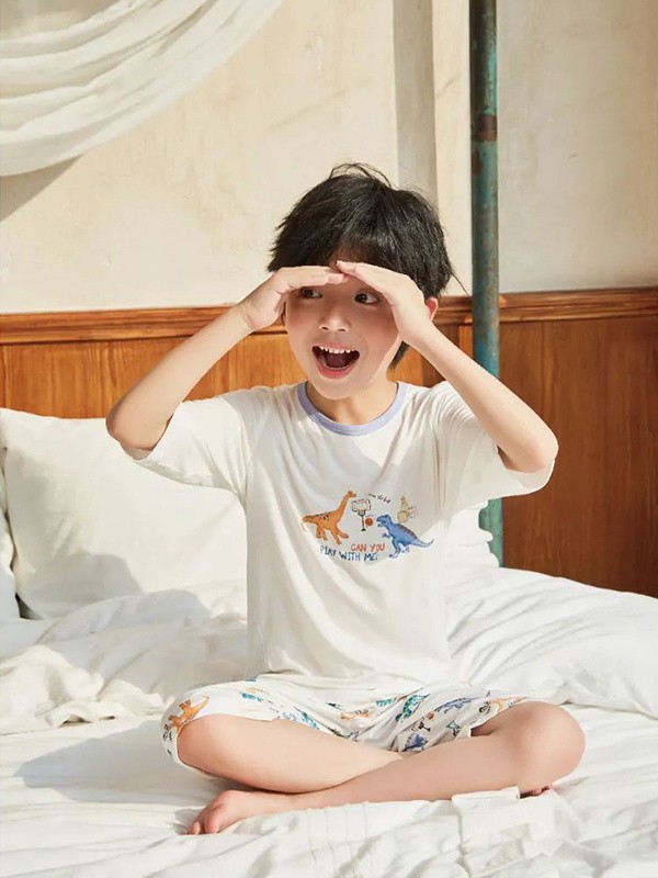 林淼童装2023春夏季白色T恤