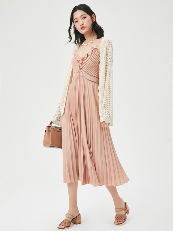 爱丽娜米罗2023春夏季粉色吊带裙