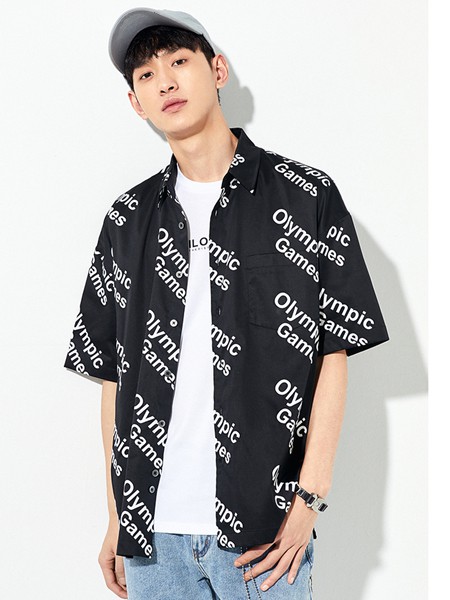 太平鸟2023春夏季白色T恤