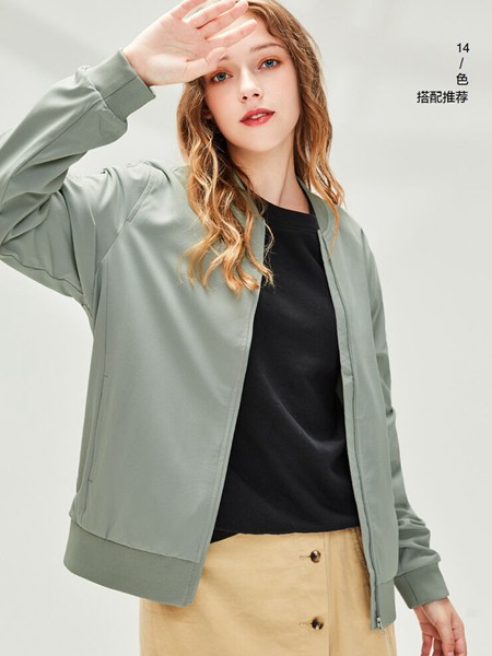 佐丹奴休闲装2022春夏季黑色T恤