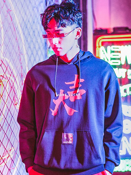 贵人鸟运动装2023春夏季黑色卫衣