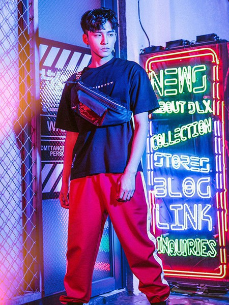 贵人鸟运动装2023春夏季黑色T恤