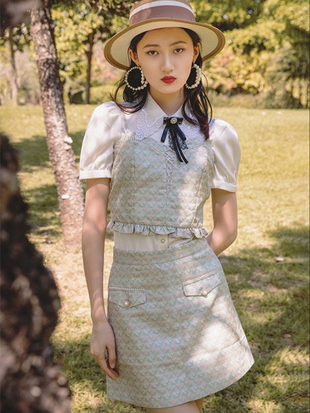 威杰思男装2023春夏季白色衬衫