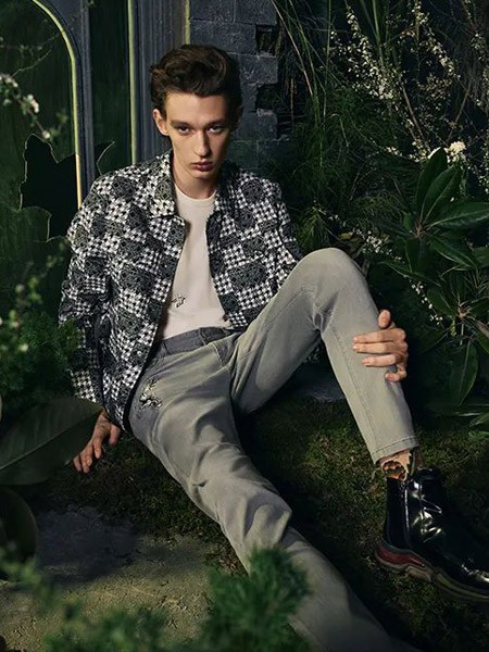 威杰思男装2023春夏季灰色长裤