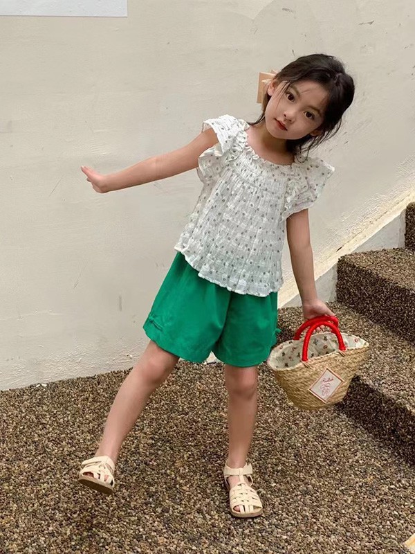萌童年童装2023春夏季绿色短裤