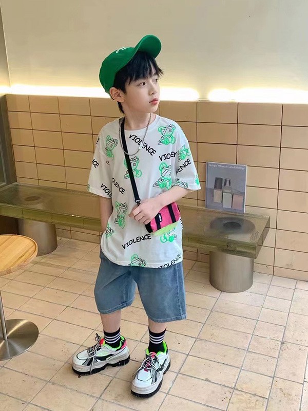 萌童年童装2023春夏季白色T恤