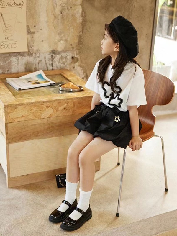 萌童年童装2023春夏季白色T恤