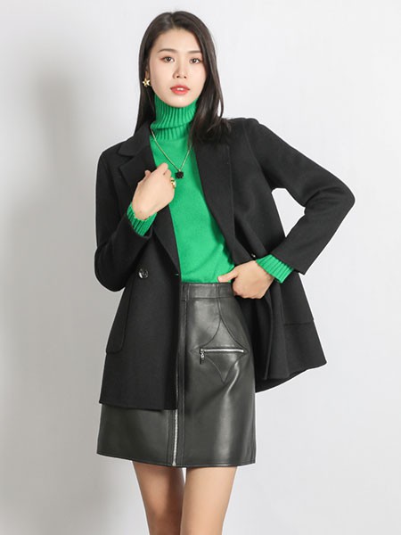 伊华欧秀女装2022秋冬季绿色针织衫