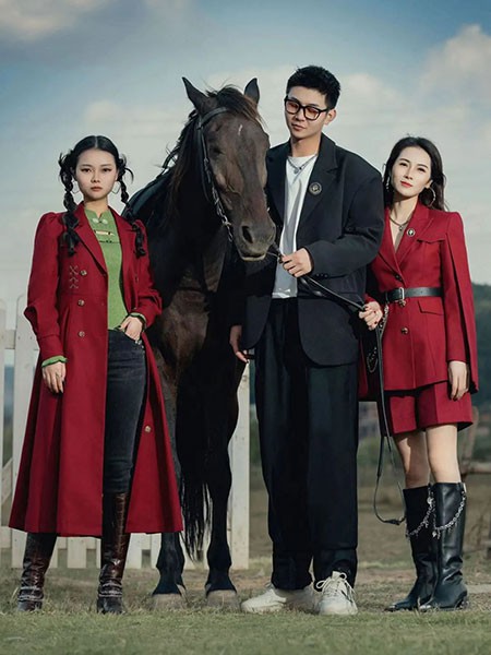 电影时装女装2022秋冬季酒红色大衣