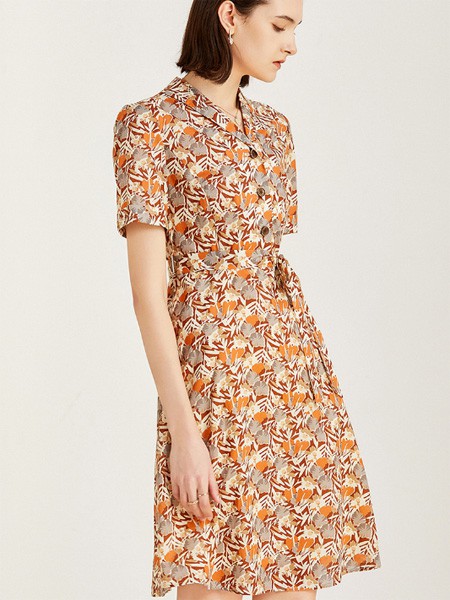 杰西女装2023春夏季橙色连衣裙