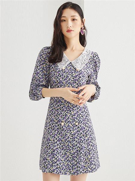 金苑女装2022秋冬季灰色连衣裙