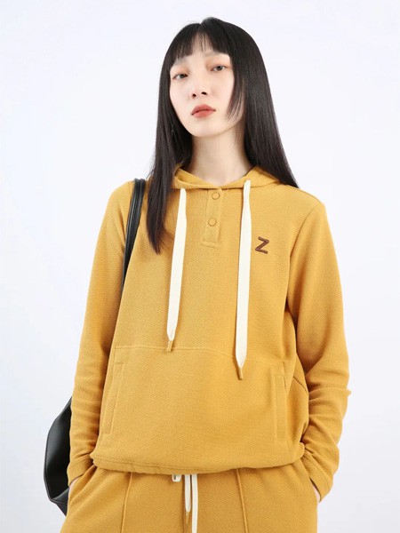 因为2022秋冬季黄色卫衣