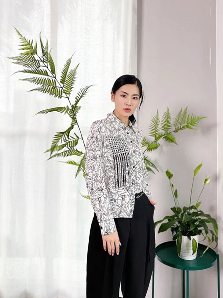 卡汶2023春夏季白色衬衫