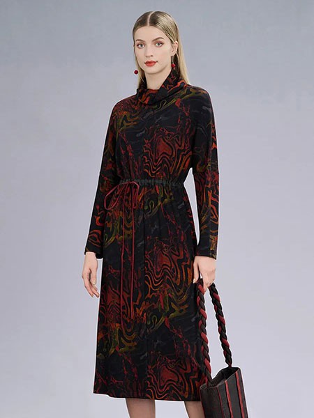 天意女装2022秋冬季黑色大衣