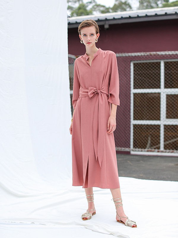 卡邦尼女装2023春夏季粉色连衣裙