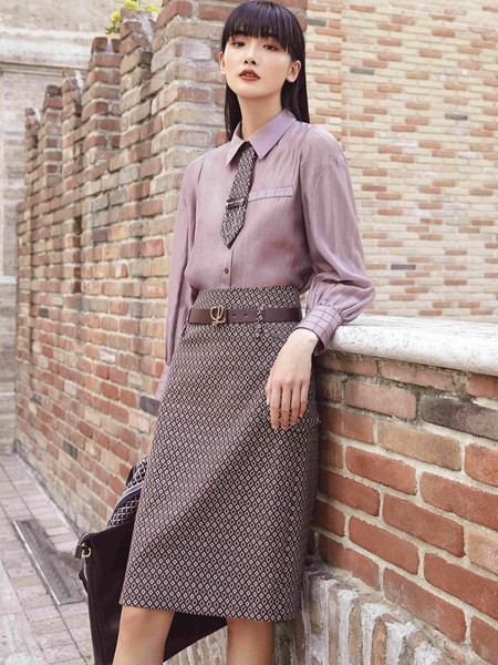 凡恩女装2023春夏季粉色衬衫