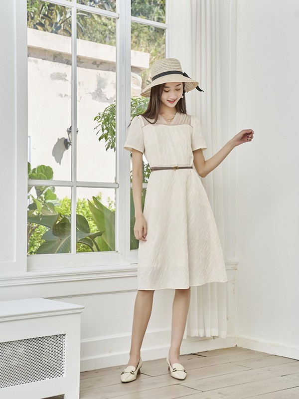 安缇诗女装2023春夏季白色连衣裙