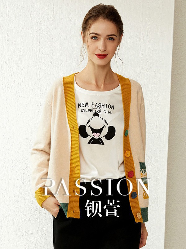 钡萱女装2022秋冬季白色T恤