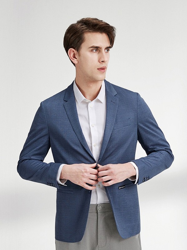 柒牌男装2023春夏季藏蓝色西装