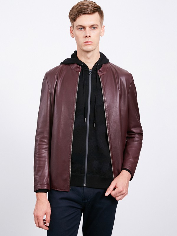 沙驰男装2022秋冬季酒红色皮衣