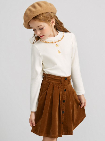 笛莎童装2023春夏季白色针织衫