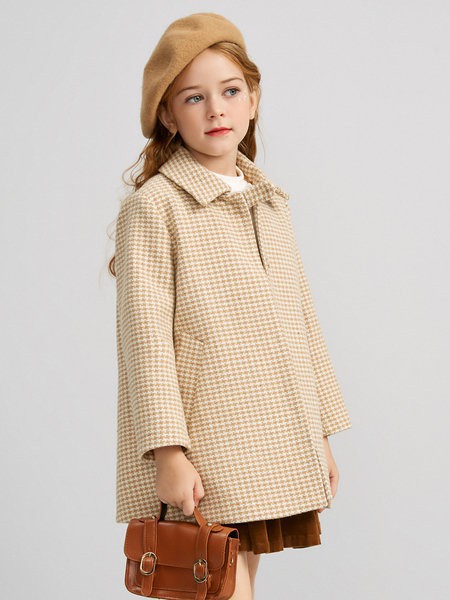 笛莎童装2023春夏季卡其色外套