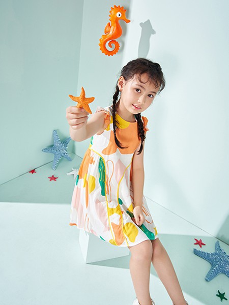 红蜻蜓童装2023春夏季橙色连衣裙