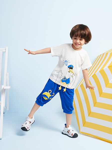 红蜻蜓童装2023春夏季白色T恤