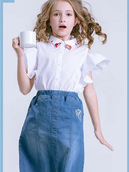 力果童装2023春夏季白色衬衫